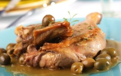 Pollo, pavo, pollo, pavo… ¿Y si cambias esta vez? Te proponemos esta receta de pato con aceitunas la mar de jugosa ?‍? vía @abcdesevilla

#recetas #pato #aceitunas #olivas #gastronomía 

Receta completa https://sevilla.abc.es/gurme/recetas/pato-con-aceitunas/