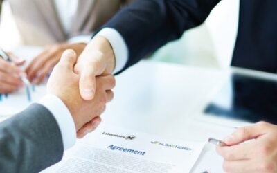 AlgaEnergy y Laboratoire M2 firman acuerdos estratégicos para el desarrollo y distribución global de productos