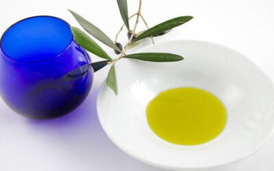 Caja Rural de Jaén y la IGP Aceite de Jaén colaborarán en la promoción de los AOVEs de la entidad