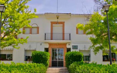 “Insignia de Oro” para el Ifapa por su labor en I+D+i y su compromiso con el sector oleícola de Jaén