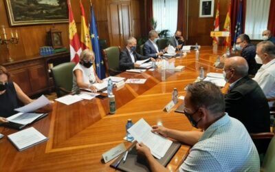Morán advierte de que la menor disponibilidad de agua afectará a todos los usos en las distintas cuencas
