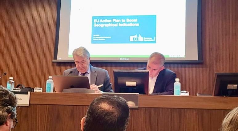 Origen, calidad e inteligencia artificial: las IGP Aceitunas Manzanilla y Gordal de Sevilla participan en la Asamblea Anual de CADO 4